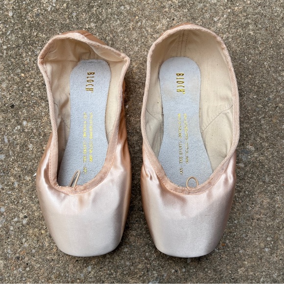 Bloch Other - Bloch European Balance pointe shoes size 6.5 4x XXXX Satin Pink Ballet Shoes
